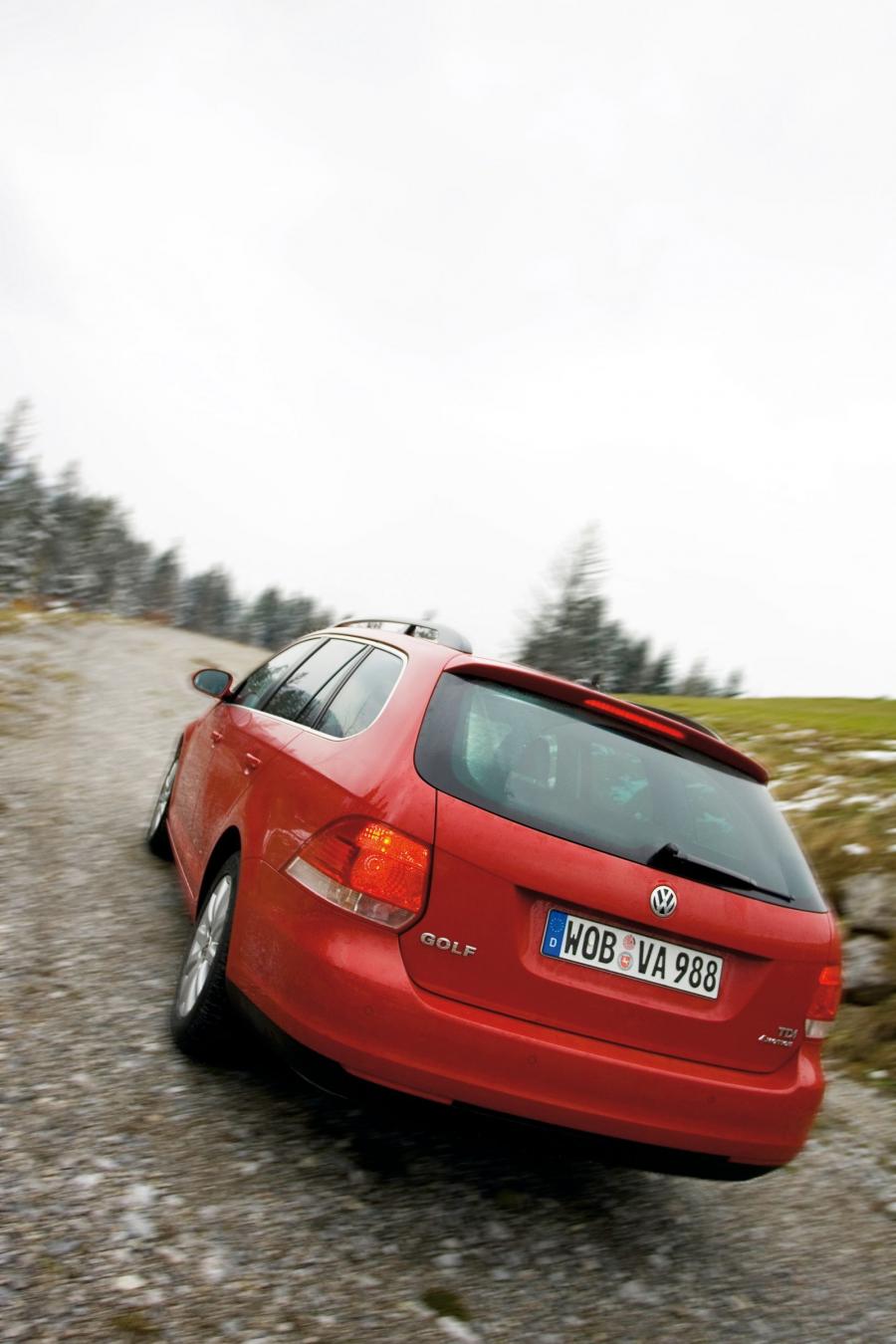  Volkswagen Golf Variant 2007 года  (фото 11 из 108)